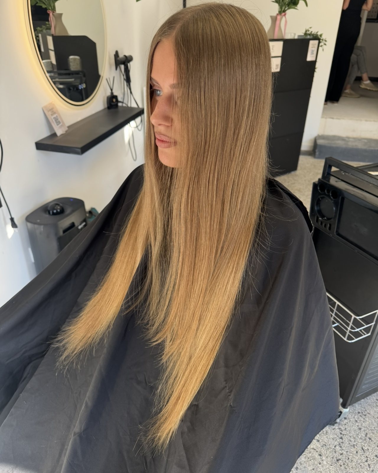 Z hnědé na blond — před